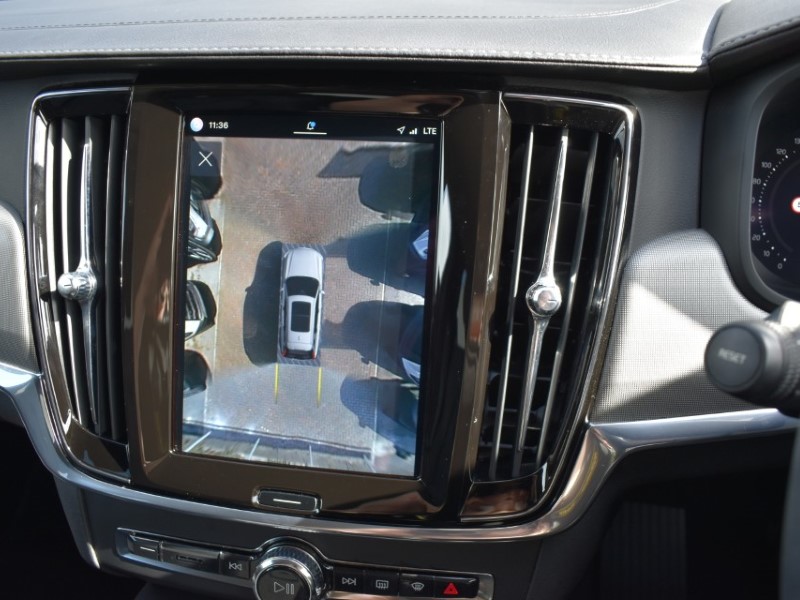 2023 (23) VOLVO V90 2.0 B4D Plus Dark 5dr Auto 5811239