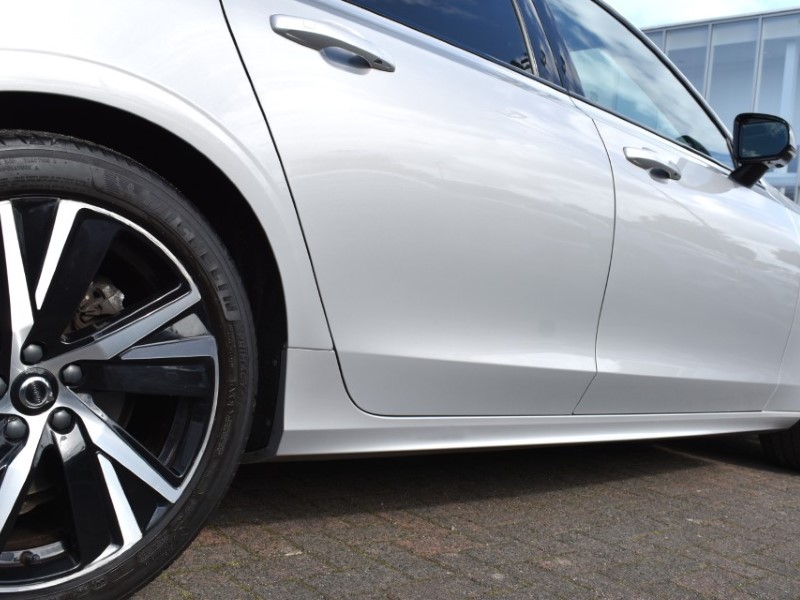2023 (23) VOLVO V90 2.0 B4D Plus Dark 5dr Auto 5811269