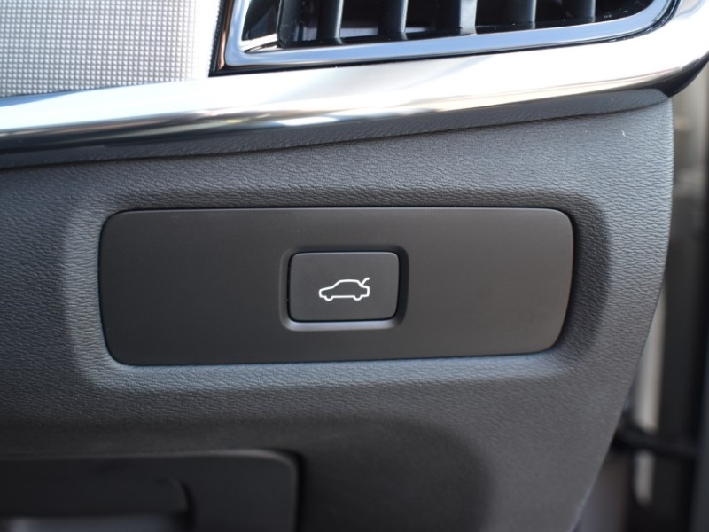 2023 (23) VOLVO V90 2.0 B4D Plus Dark 5dr Auto 5811228