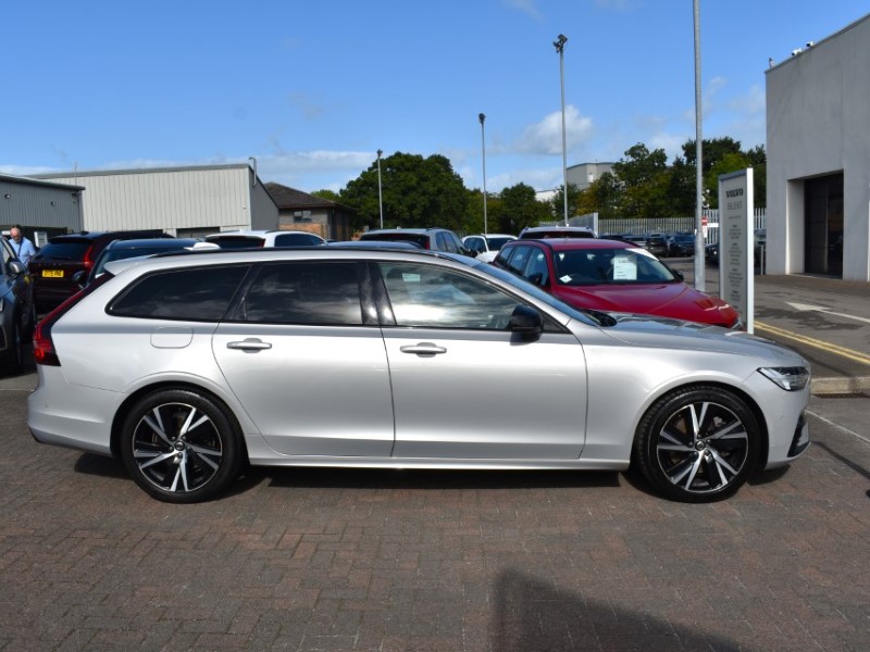 2023 (23) VOLVO V90 2.0 B4D Plus Dark 5dr Auto 5811223