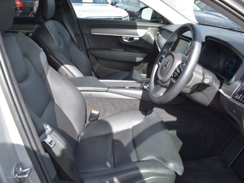 2023 (23) VOLVO V90 2.0 B4D Plus Dark 5dr Auto 5811244