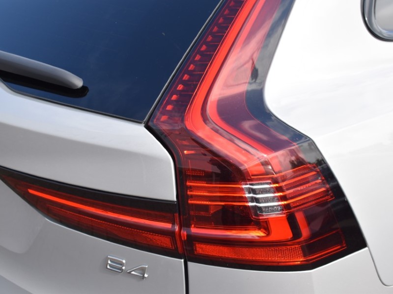 2023 (23) VOLVO V90 2.0 B4D Plus Dark 5dr Auto 5811265