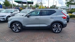 2026 (26) VOLVO XC40 2.0 B4P Ultra Dark 5dr Auto 5800990