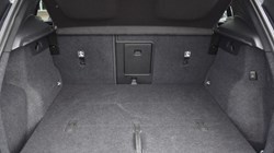 2026 (26) VOLVO XC40 2.0 B4P Ultra Dark 5dr Auto 5801021