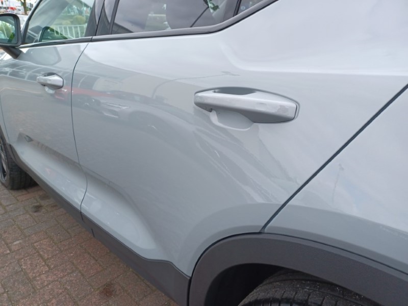 2026 (26) VOLVO XC40 2.0 B4P Ultra Dark 5dr Auto 5801035