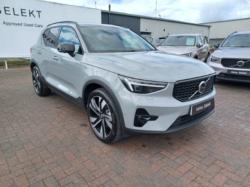 2026 (26) VOLVO XC40 2.0 B4P Ultra Dark 5dr Auto