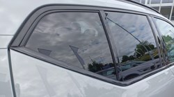 2026 (26) VOLVO XC40 2.0 B4P Ultra Dark 5dr Auto 5801039