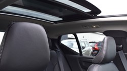 2026 (26) VOLVO XC40 2.0 B4P Ultra Dark 5dr Auto 5801015