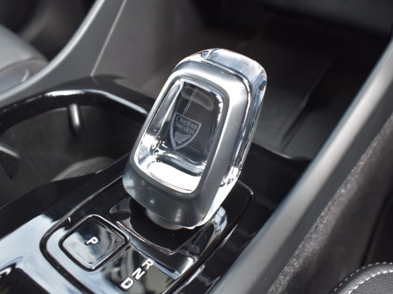 2026 (26) VOLVO XC40 2.0 B4P Ultra Dark 5dr Auto 5800999