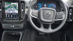 2026 (26) VOLVO XC40 2.0 B4P Ultra Dark 5dr Auto 5801019