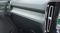 2026 (26) VOLVO XC40 2.0 B4P Ultra Dark 5dr Auto 5800996