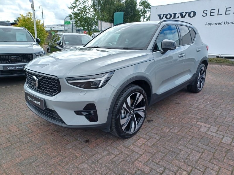 2026 (26) VOLVO XC40 2.0 B4P Ultra Dark 5dr Auto 5800985