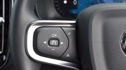 2026 (26) VOLVO XC40 2.0 B4P Ultra Dark 5dr Auto 5800992