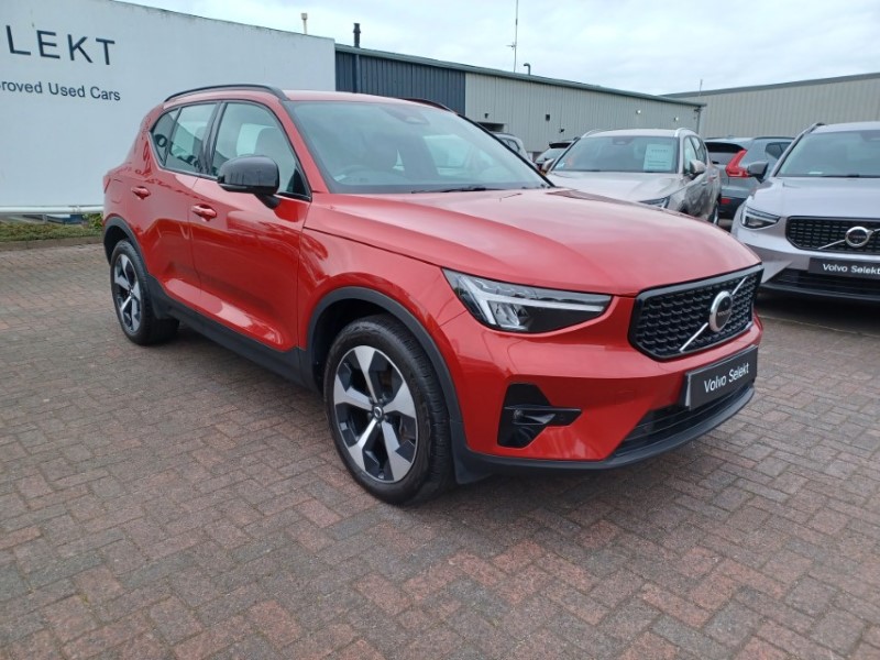 2024 (74) VOLVO XC40 2.0 B3P Plus Dark 5dr Auto