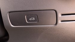 2026 (26) VOLVO XC40 2.0 B3P Plus Black Edition 5dr Auto 5817855