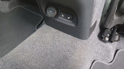 2025 (75) VOLVO XC40 2.0 B3P Plus Dark 5dr Auto 5837096