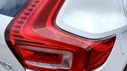 2025 (75) VOLVO XC40 2.0 B3P Plus Dark 5dr Auto 5837125