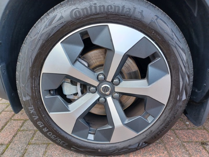 2025 (75) VOLVO XC40 2.0 B3P Plus Dark 5dr Auto 5837120