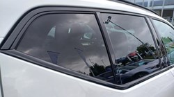 2025 (75) VOLVO XC40 2.0 B3P Plus Dark 5dr Auto 5837128