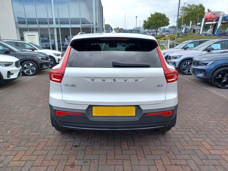 2025 (75) VOLVO XC40 2.0 B3P Plus Dark 5dr Auto 5837079