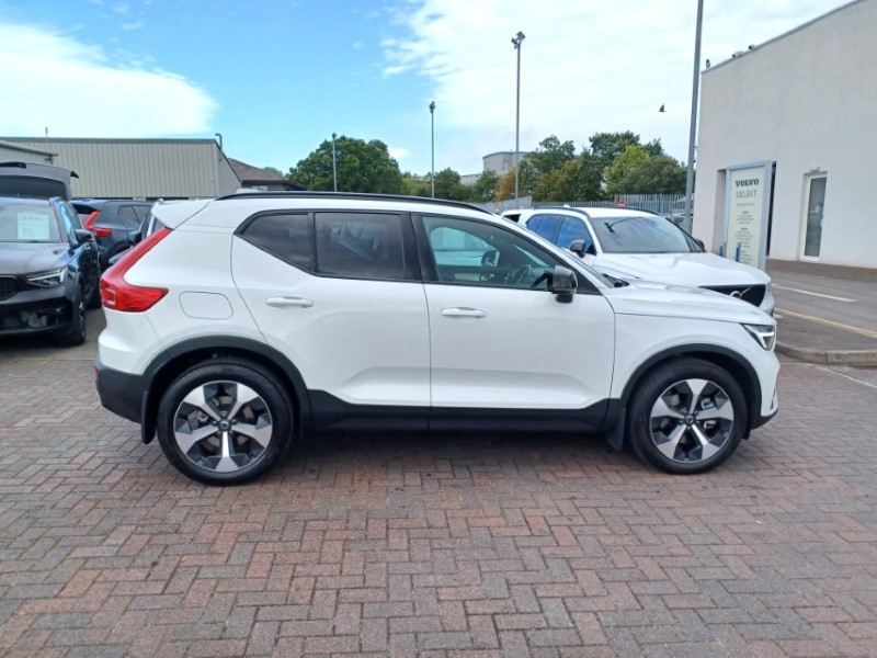 2025 (75) VOLVO XC40 2.0 B3P Plus Dark 5dr Auto 5837081