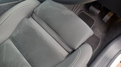 2025 (75) VOLVO XC40 2.0 B3P Plus Dark 5dr Auto 5837091