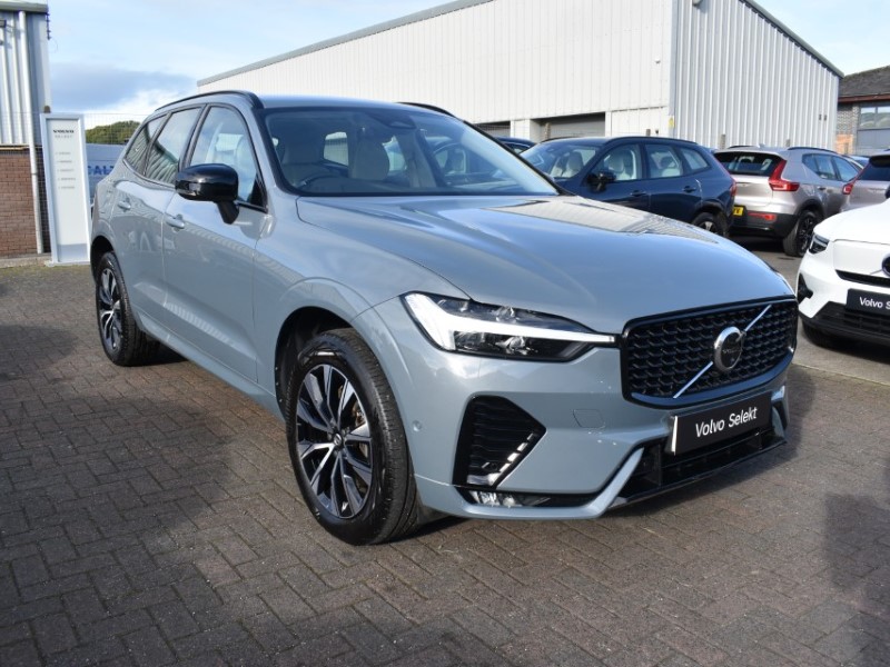 2022 (72) VOLVO XC60 2.0 B4D Plus Dark 5dr AWD Geartronic
