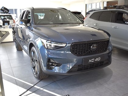 2026 (76) VOLVO XC40 2.0 B3P Plus Black Edition 5dr Auto