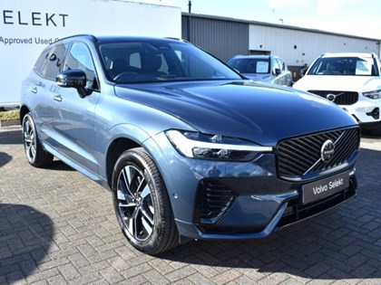 2025 (75) VOLVO XC60 2.0 B5P Plus Dark 5dr AWD Geartronic