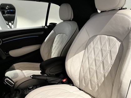  MINI CONVERTIBLE 2.0 Cooper S Exclusive Premium 2dr Auto