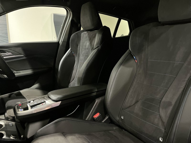  BMW iX2 xDrive30 M Sport 3325595