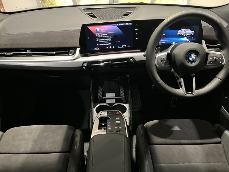  BMW iX2 xDrive30 M Sport 3325593
