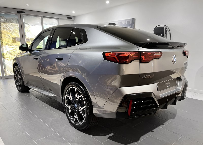  BMW iX2 xDrive30 M Sport 3325592