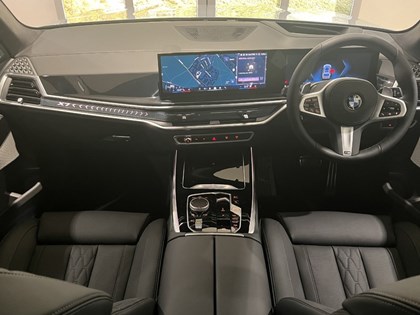  BMW X7 xDrive40i M Sport