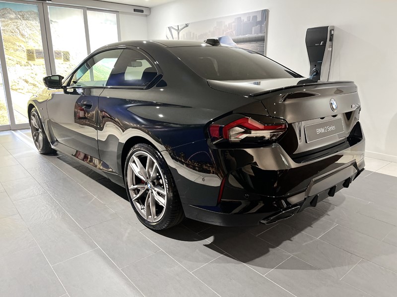  BMW 2 Series M240i xDrive Coupe 3438969