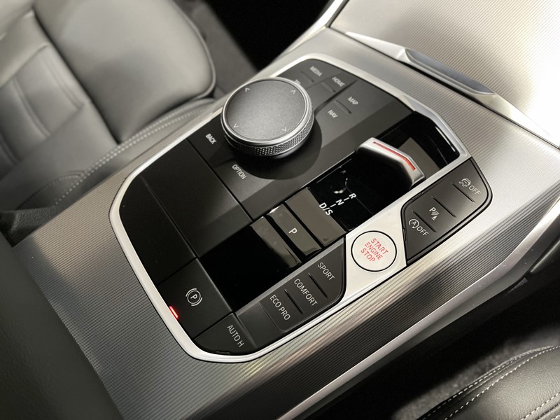  BMW 3 Series 320i M Sport Touring 3325660