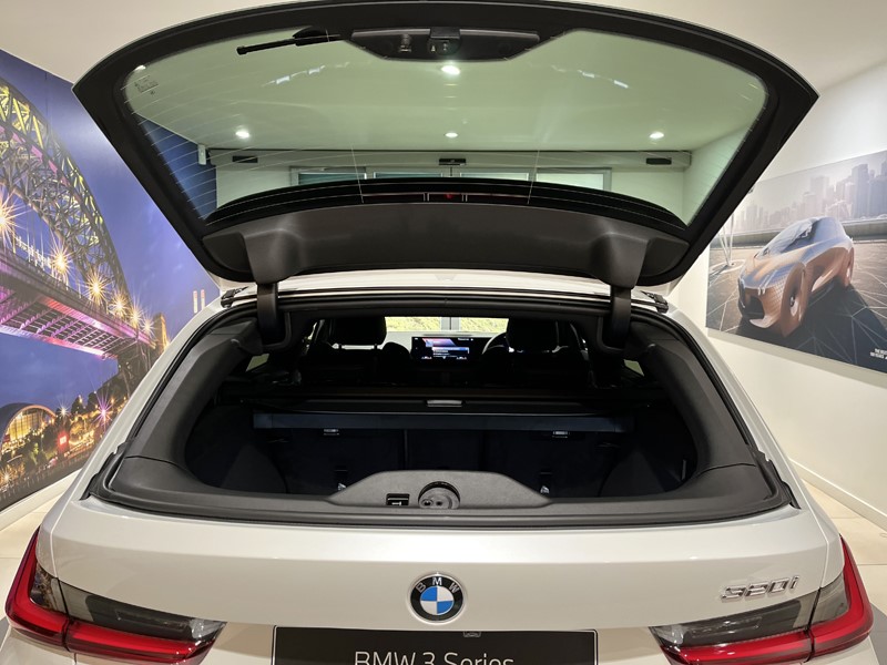  BMW 3 Series 320i M Sport Touring 3325665