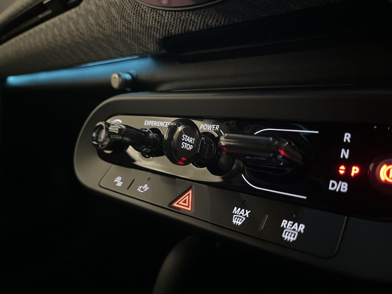  MINI Cooper SE Exclusive [Level 2] 3408621