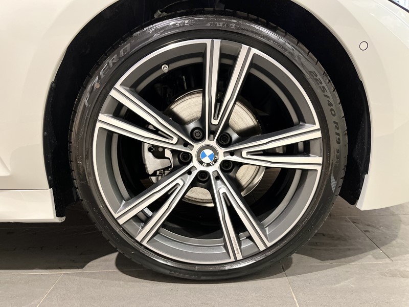  BMW 3 Series 320i M Sport Saloon 3438535