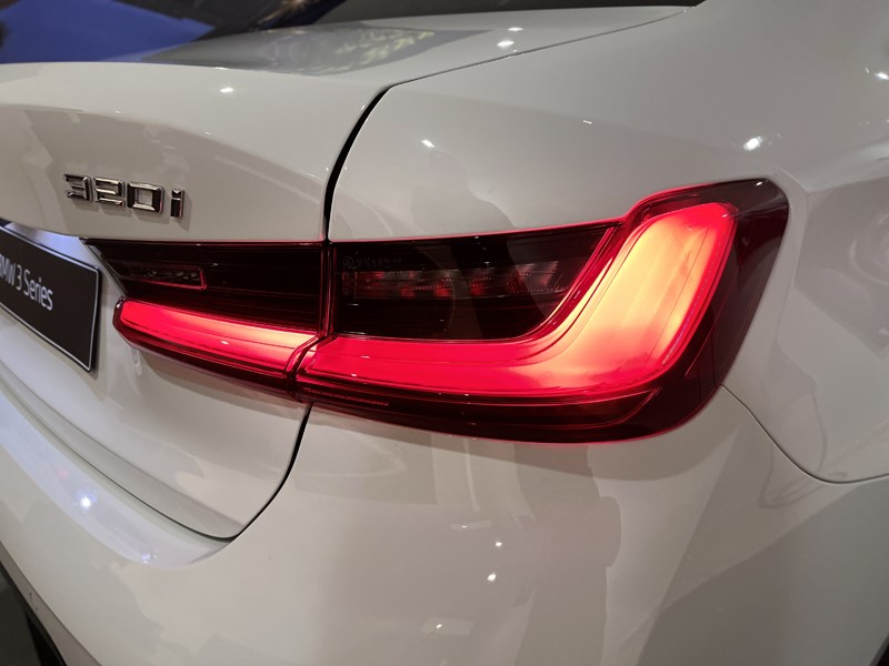  BMW 3 Series 320i M Sport Saloon 3438539