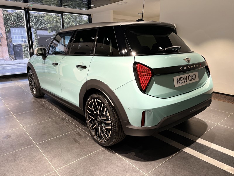 2024 (74) MINI COOPER 2.0 S Classic 5dr Auto 3524644