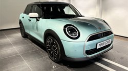 2024 (74) MINI COOPER 2.0 S Classic 5dr Auto 3524643