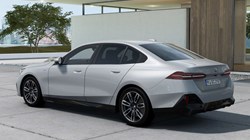 BMW 5 SERIES 520i M Sport 4dr Auto 3545250