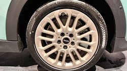 MINI COOPER 2.0 S Exclusive 5dr Auto 3656019