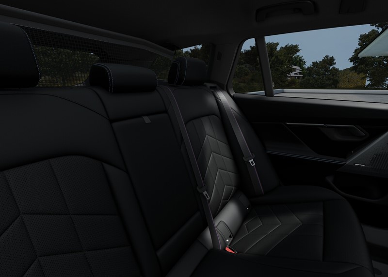 2024 (74) BMW 5 SERIES 530e M Sport Pro 5dr Auto 3632648