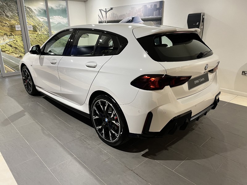  BMW 1 SERIES 120 M Sport 5dr Step Auto 3732731