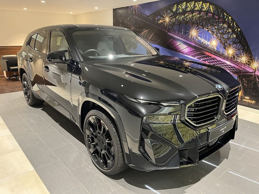 BMW XM