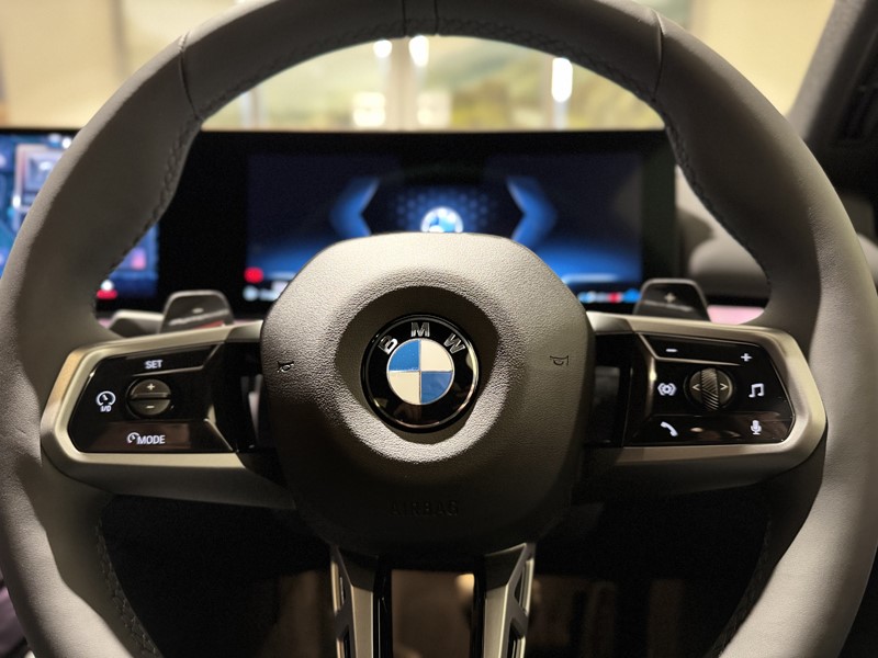 2026 (75) BMW 5 SERIES 520i M Sport Pro 4dr Auto 4931912