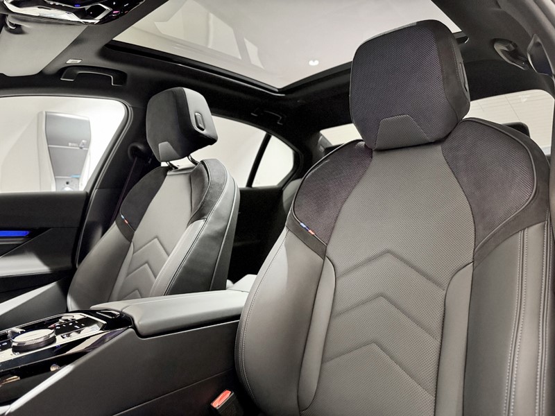  BMW i5 250kW eDrive40 M Sport Pro 84kWh 4dr Auto 4606172