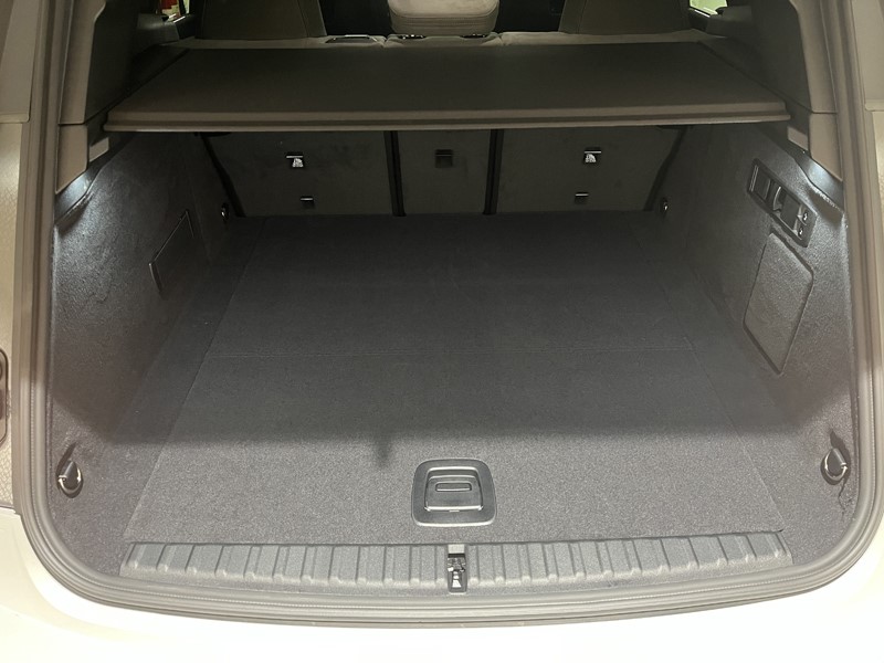 2025 (25) BMW iX 300kW xDrive45 M Sport 101kWh 5dr Auto 4246544